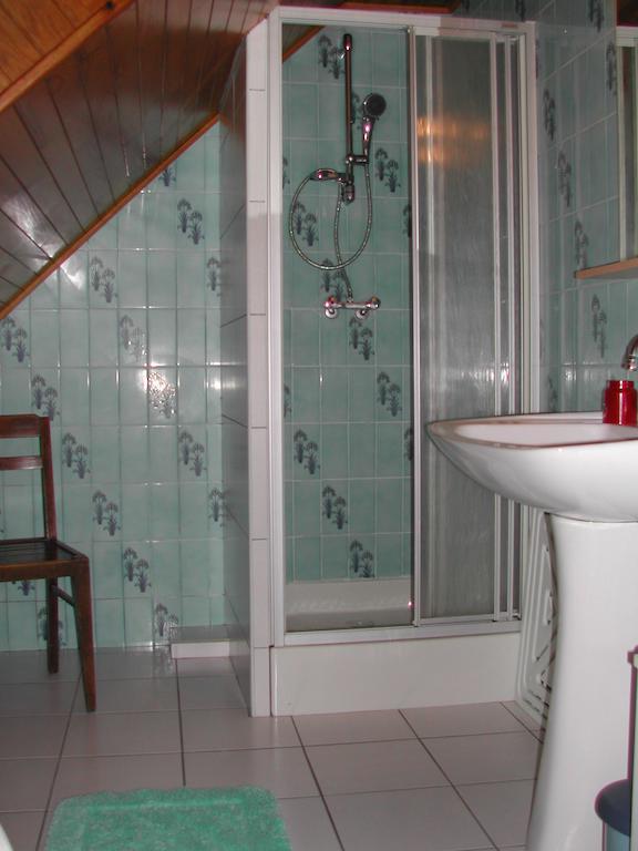 Les Gites De Garz Ar Bik Brasparts Room photo
